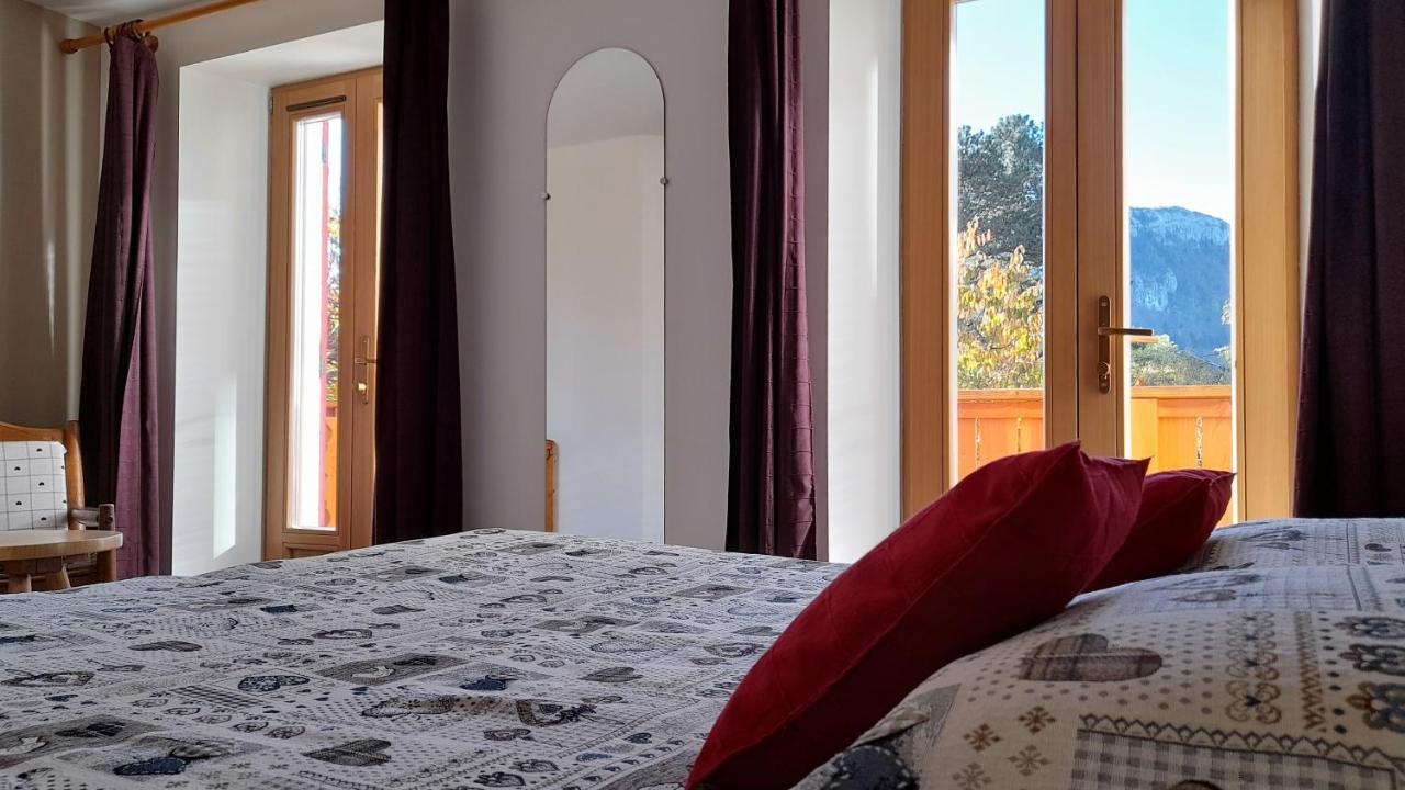 Hotel Bellier La Chapelle-en-Vercors Exteriör bild